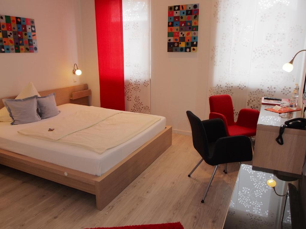 Hotel Barbarossa Karlsruhe Zimmer foto